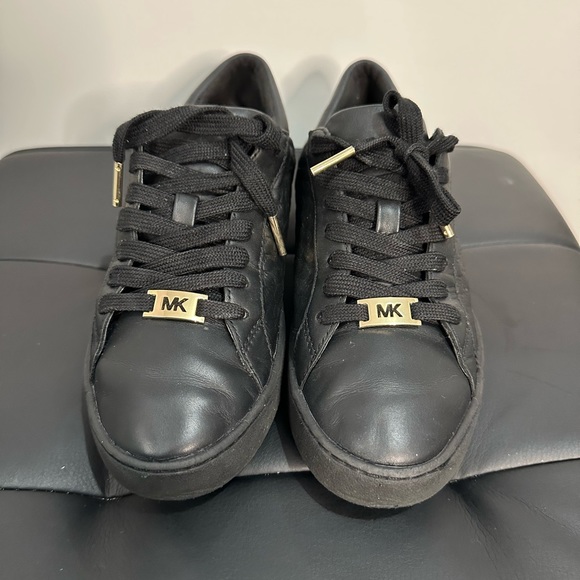 Michael Kors - Picture 3 of 6